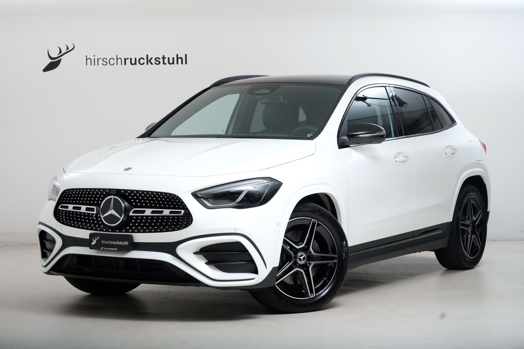 MERCEDES-BENZ GLA 250 AMG Line 4matic Swiss Star h247-image-1
