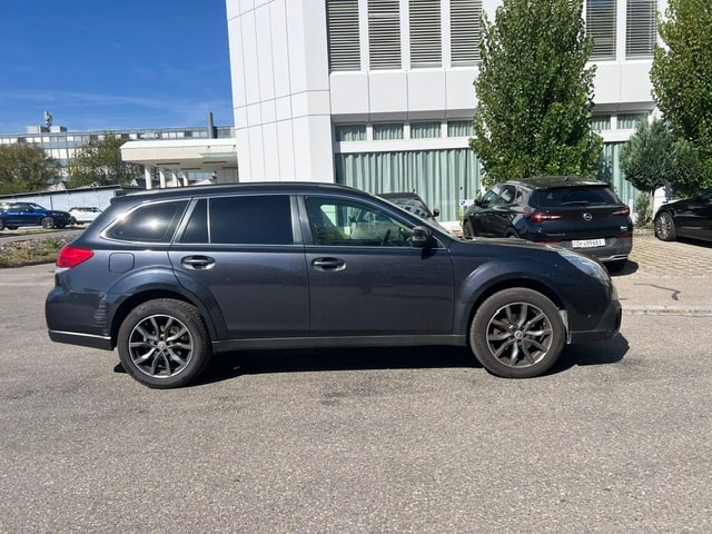 SUBARU Outback 2.0D Limited Classic AWD Lineartronic-image-4
