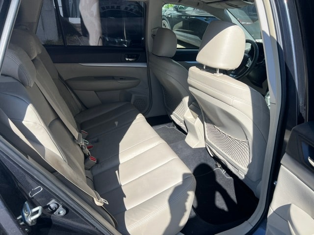 SUBARU Outback 2.0D Limited Classic AWD Lineartronic-image-11