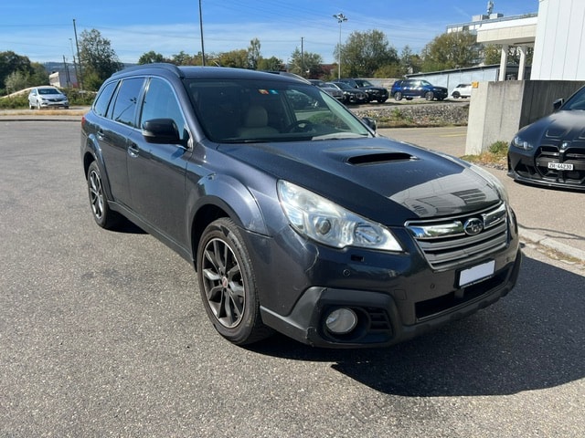 SUBARU Outback 2.0D Limited Classic AWD Lineartronic-image-0