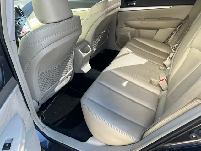 SUBARU Outback 2.0D Limited Classic AWD Lineartronic-image-10