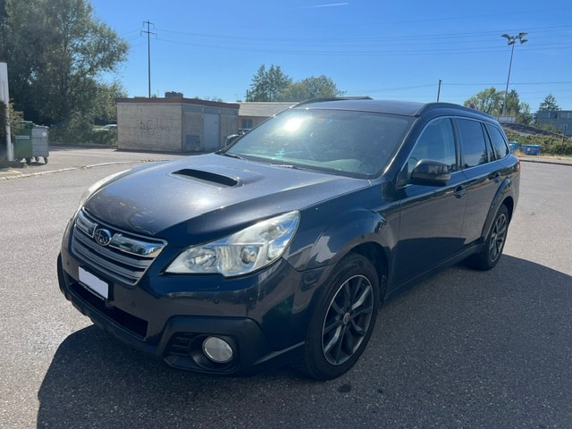 SUBARU Outback 2.0D Limited Classic AWD Lineartronic-image-1
