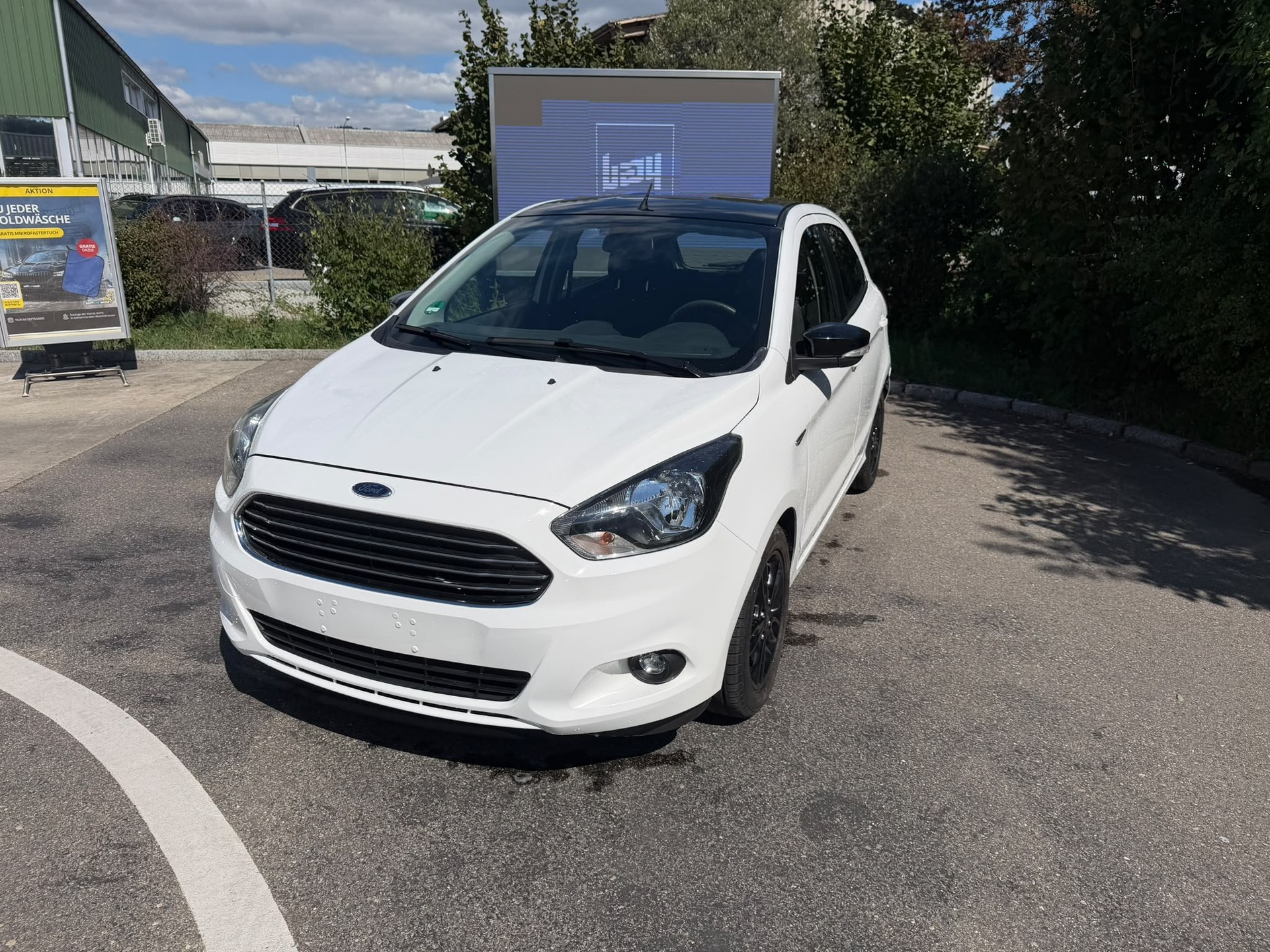 FORD 1.2 Ti-VCT 85 Black Edition-image-0