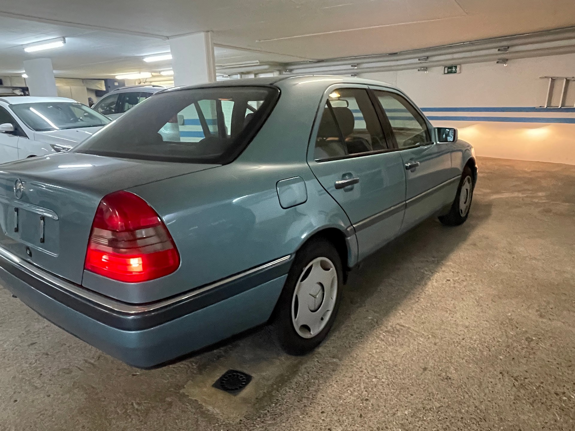 MERCEDES-BENZ W202-image-2