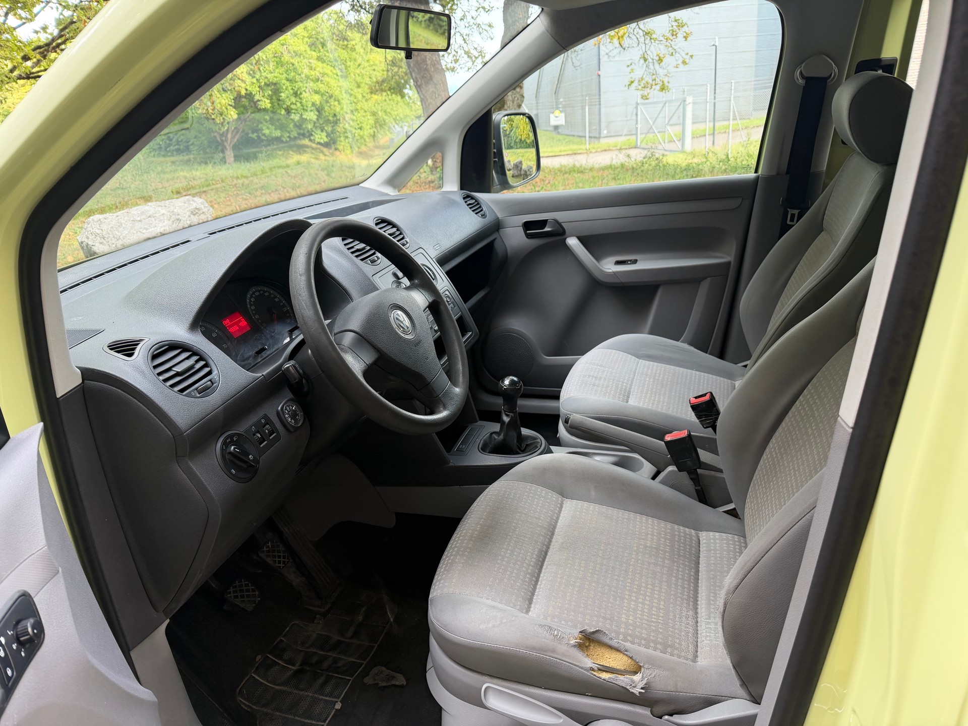 VW Caddy Life 1.6-image-8