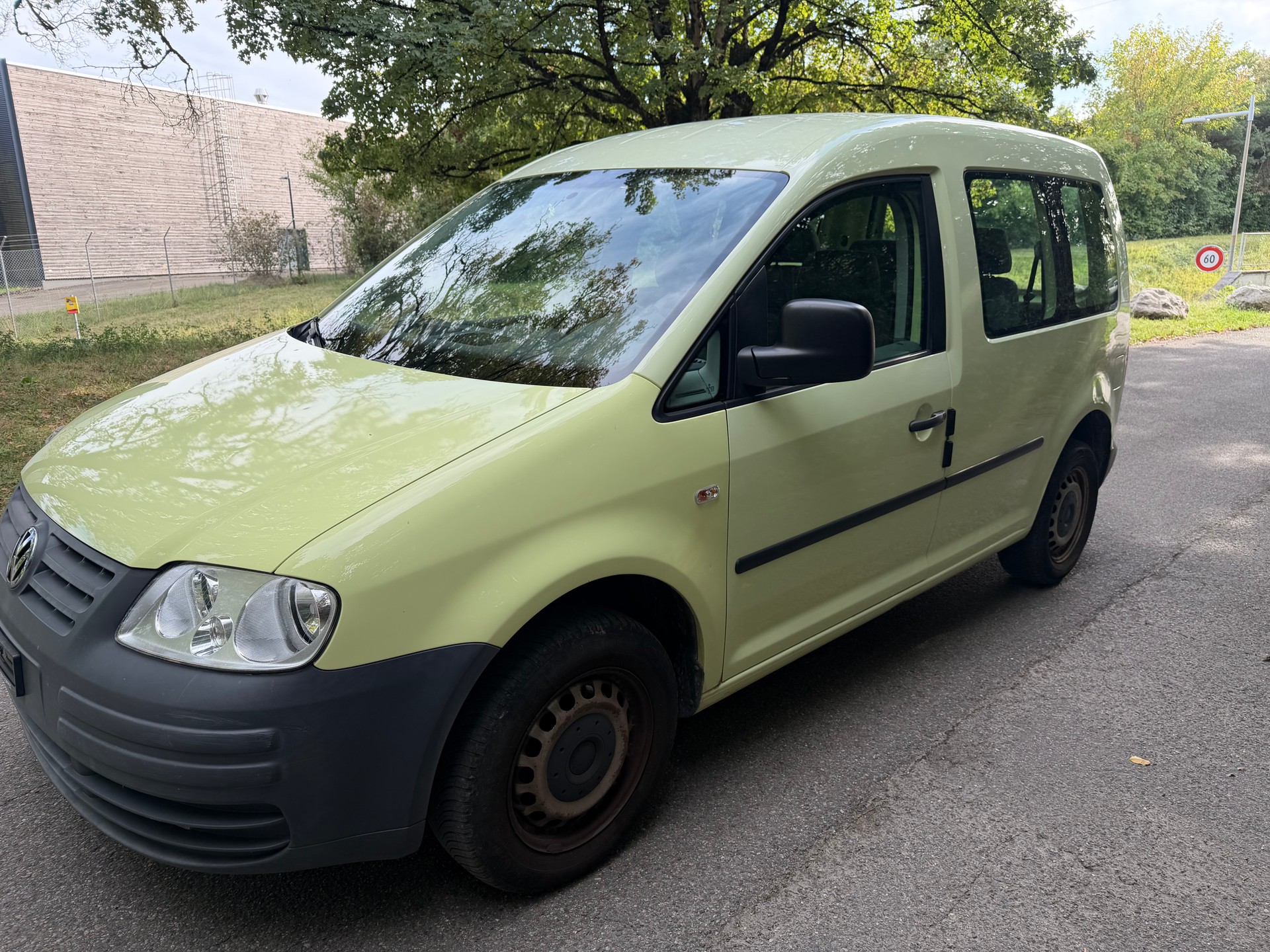 VW Caddy Life 1.6-image-4