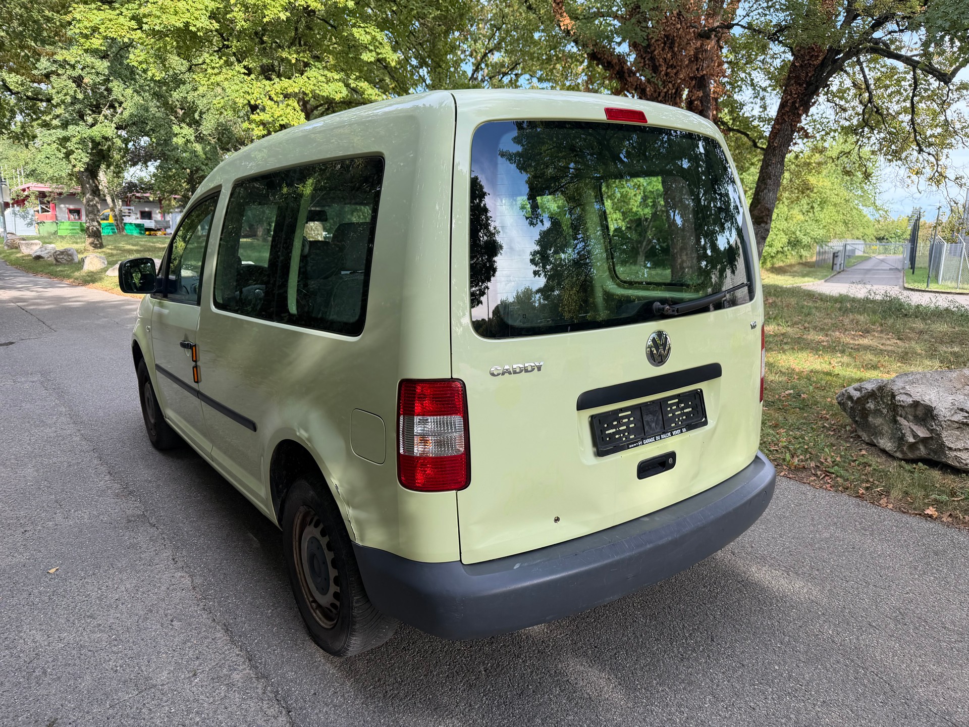 VW Caddy Life 1.6-image-9