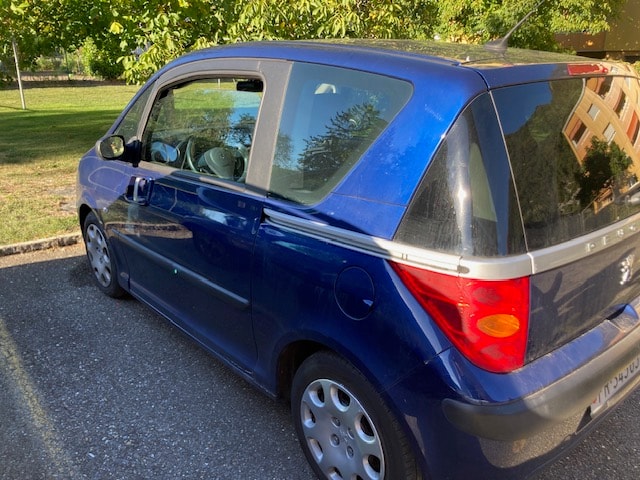 PEUGEOT 1007-image-0