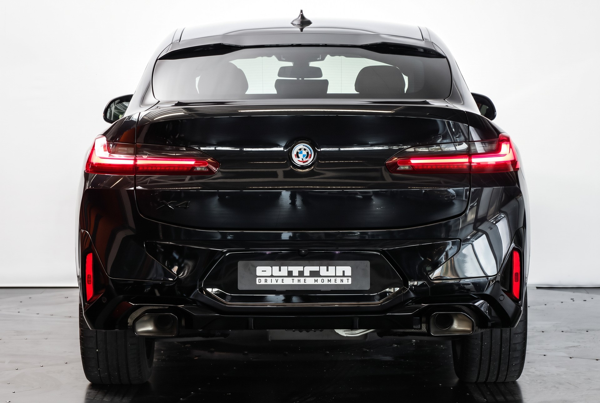 BMW X4 xDrive 48V 20d M Sport Steptronic • Attelage • Régulateur actif • Live Cockpit Professional-image-2
