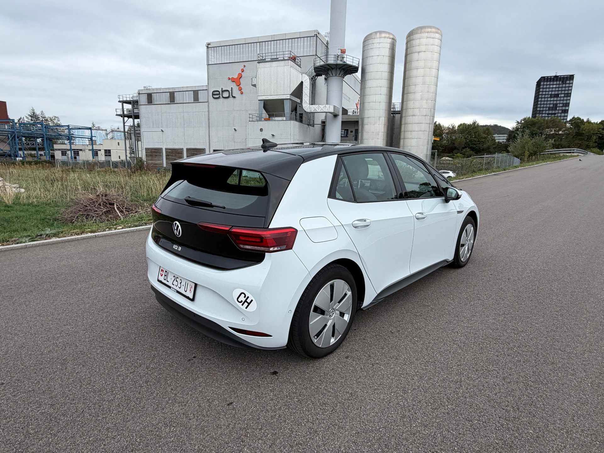 VW ID.3 Pro 58 kWh Pro-image-5