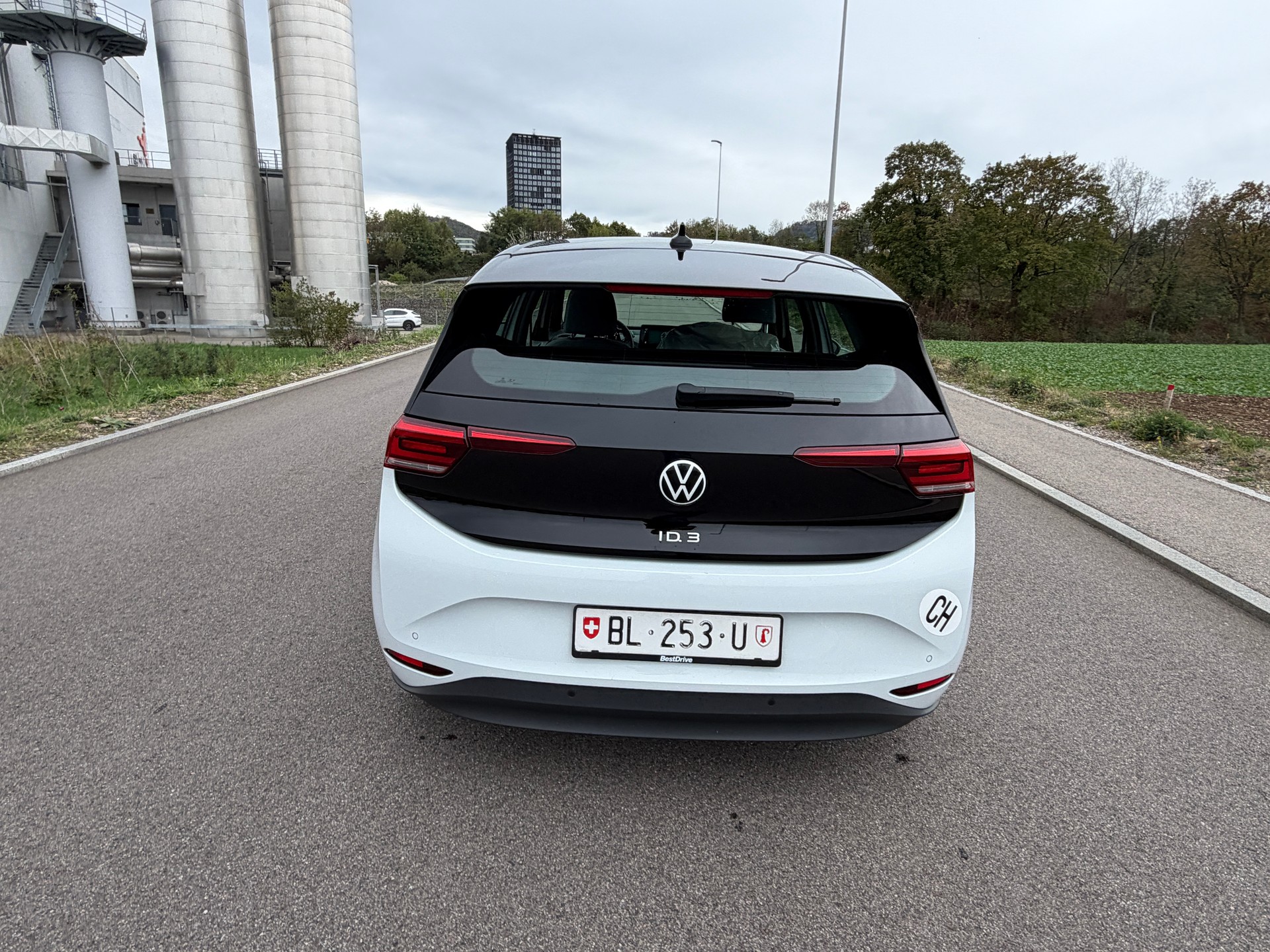 VW ID.3 Pro 58 kWh Pro-image-10