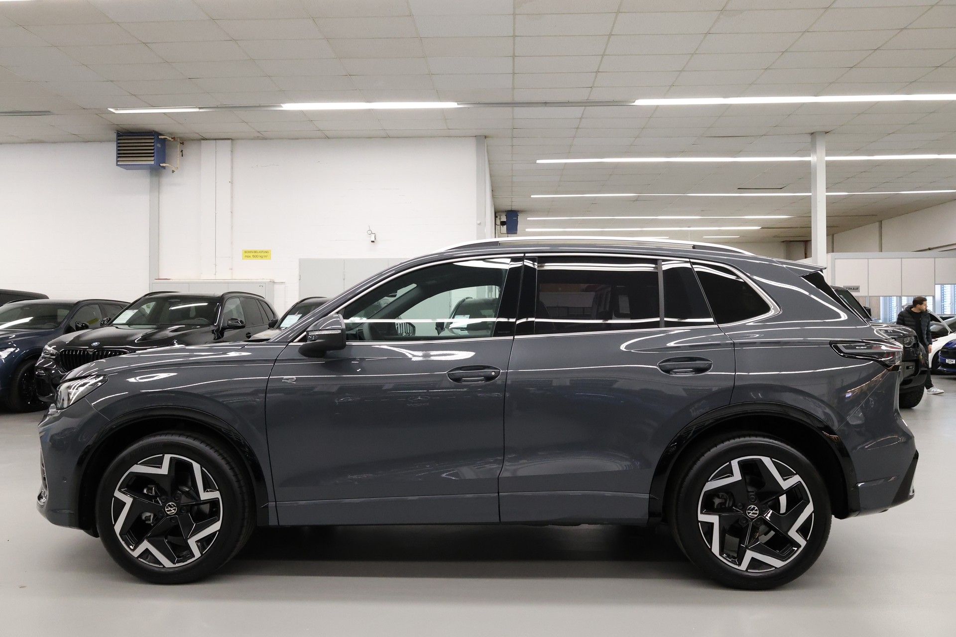 VW Tiguan 1.5 TSI R-Line DSG-image-12