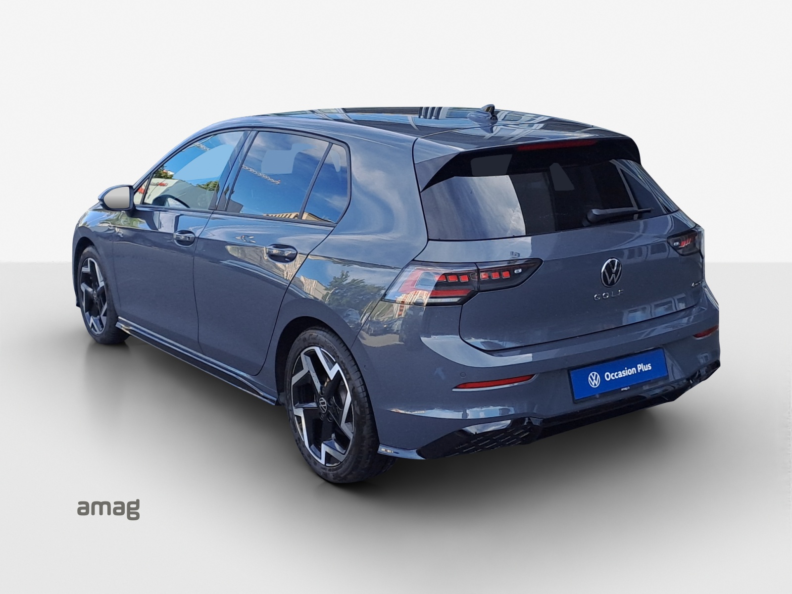 VW Golf 2.0 TSI R-Line DSG 4 Motion-image-2