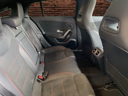 MERCEDES-BENZ CLA SB 250 AMG Line 4M 7G-image-12