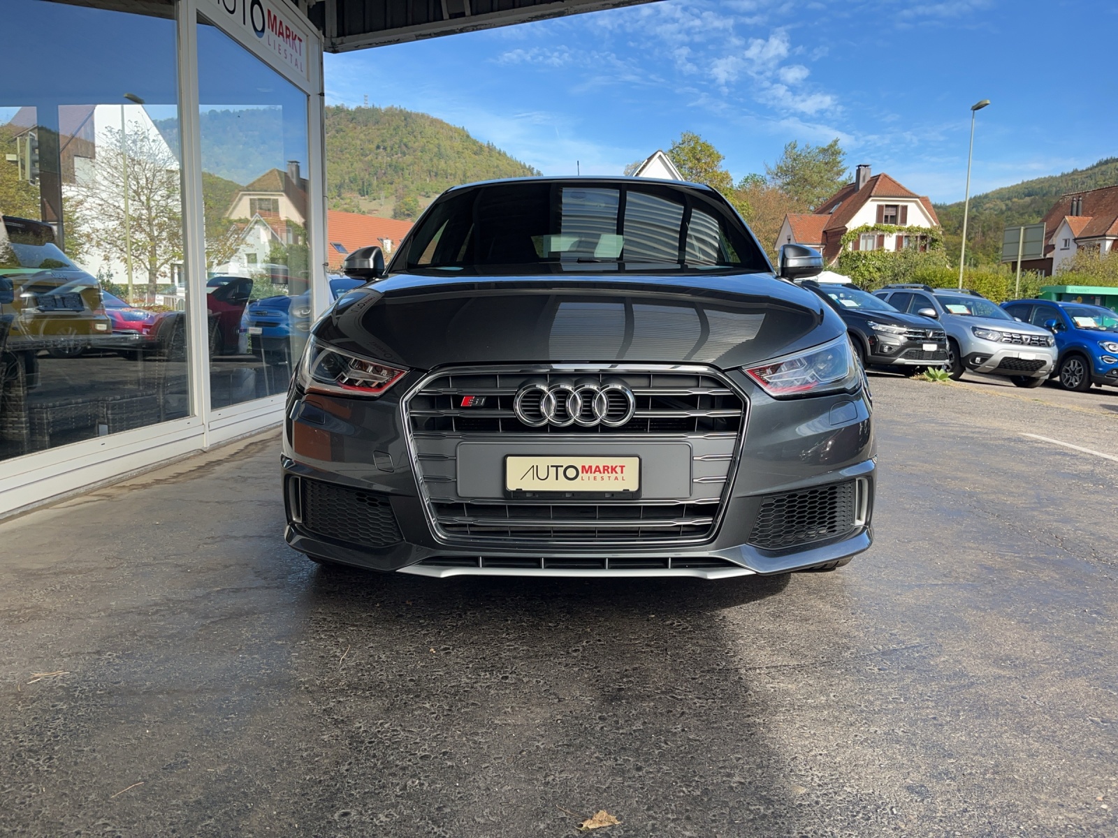 AUDI S1 Sportback 2.0 TFSI Sport quattro-image-5