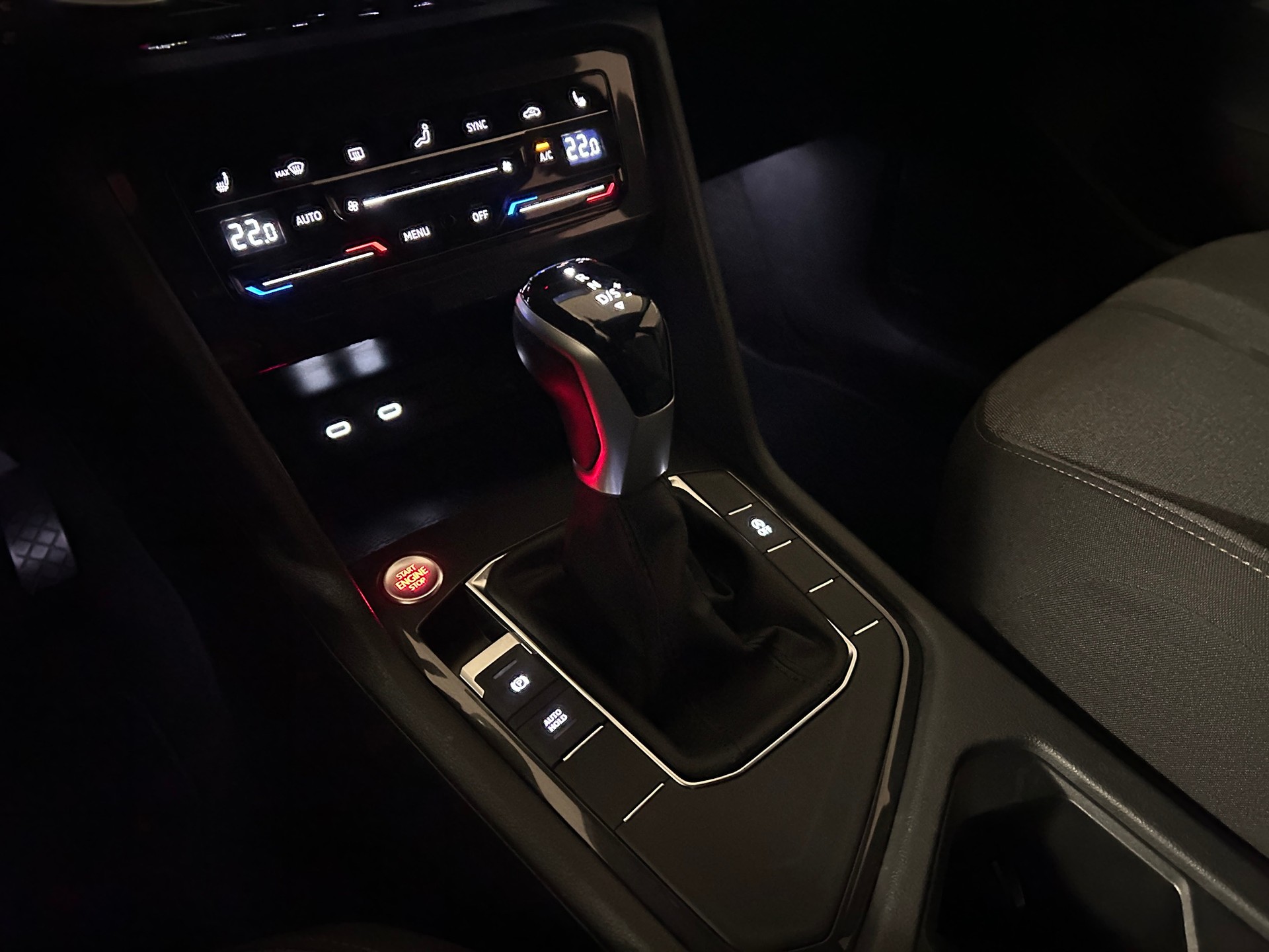 SEAT Tarraco 1.5TSI EVO Style DSG 7 Sitzplätze*Rückfahrkamera*Adaptiver Tempomat*Lenkradheizung*-image-11