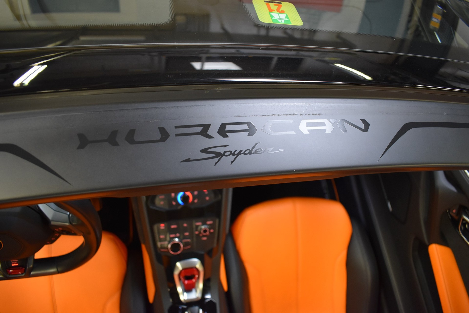 LAMBORGHINI Huracan LP610-4 Spyder DCT-image-17
