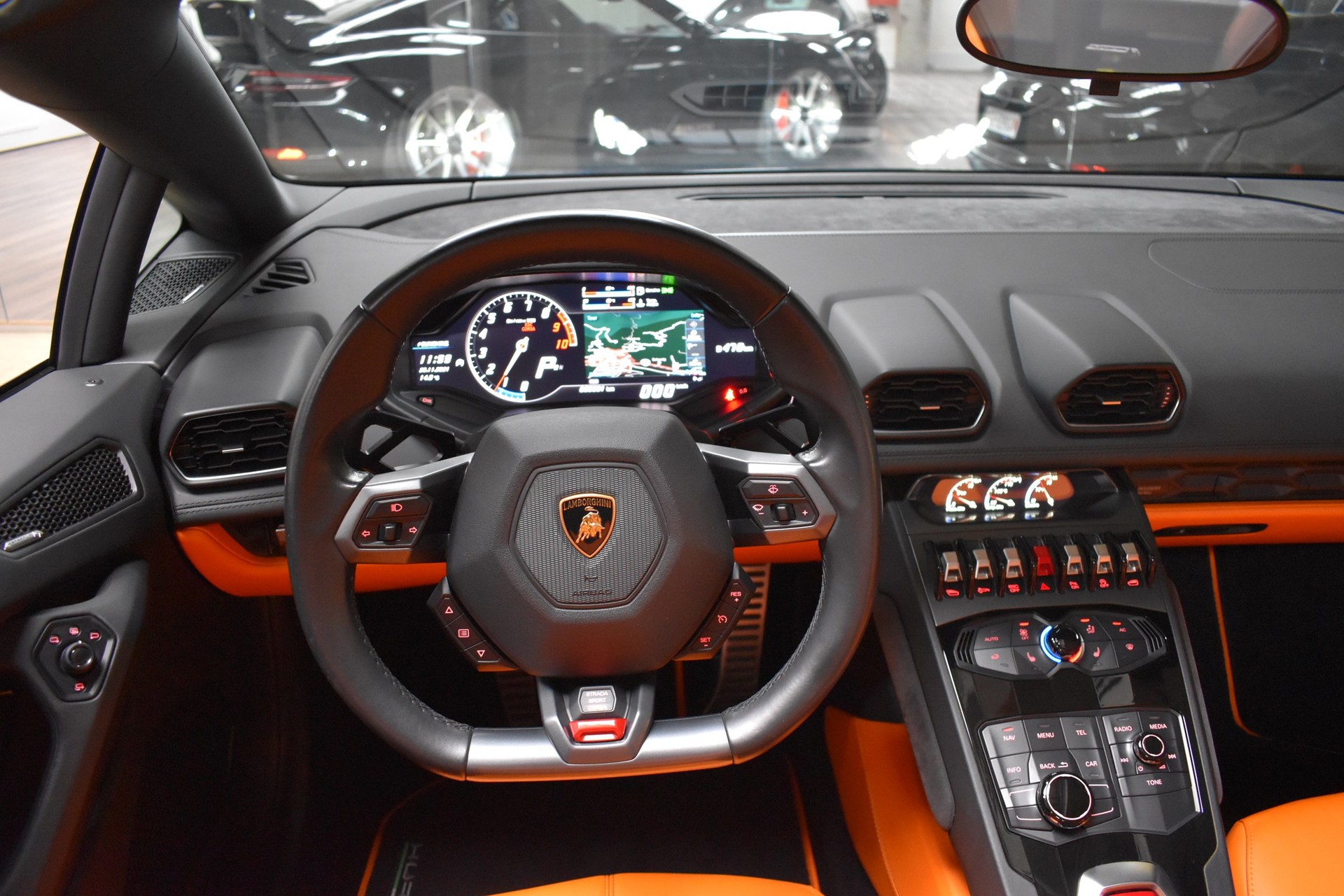 LAMBORGHINI Huracan LP610-4 Spyder DCT-image-19