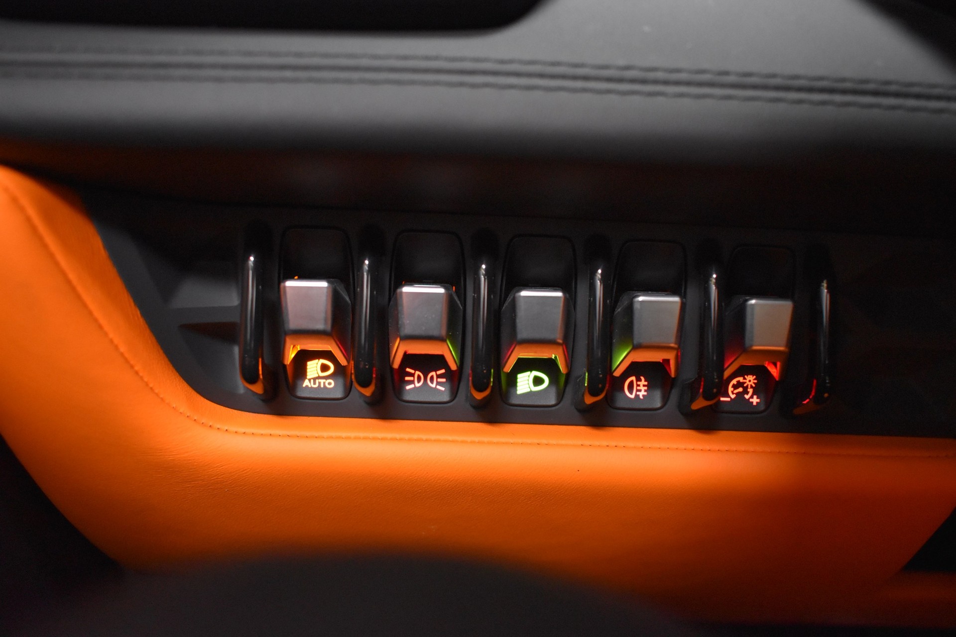 LAMBORGHINI Huracan LP610-4 Spyder DCT-image-25