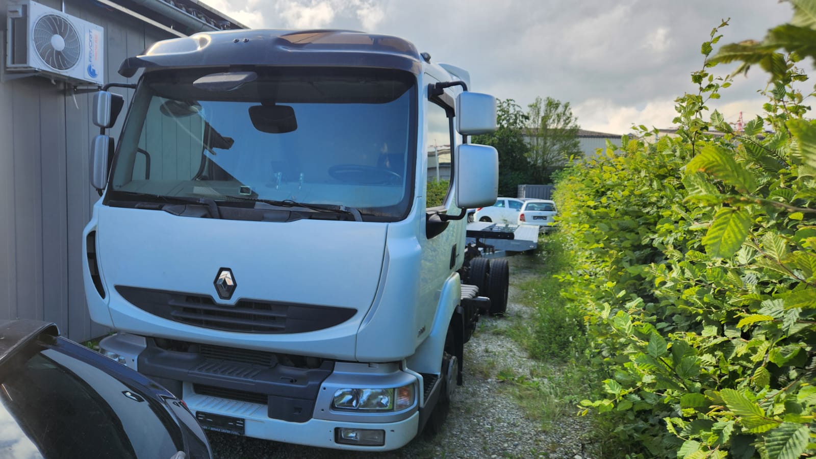 RENAULT Midlum 220-7.5EL-image-1