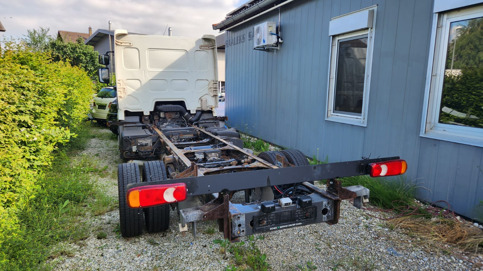 RENAULT Midlum 220-7.5EL-image-2