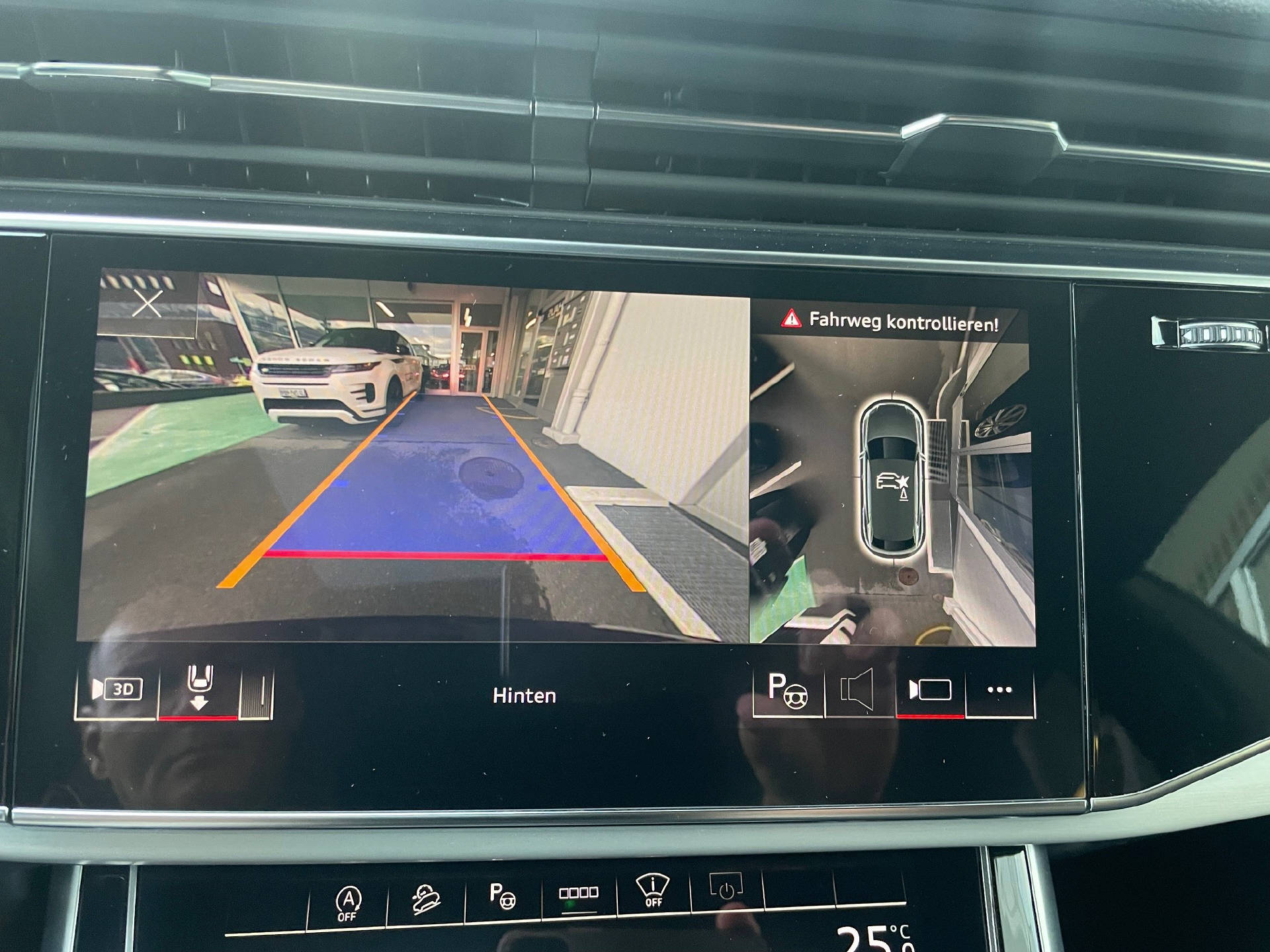 AUDI Q8 3.0 55 TFSI quattro T-Tronic-image-17