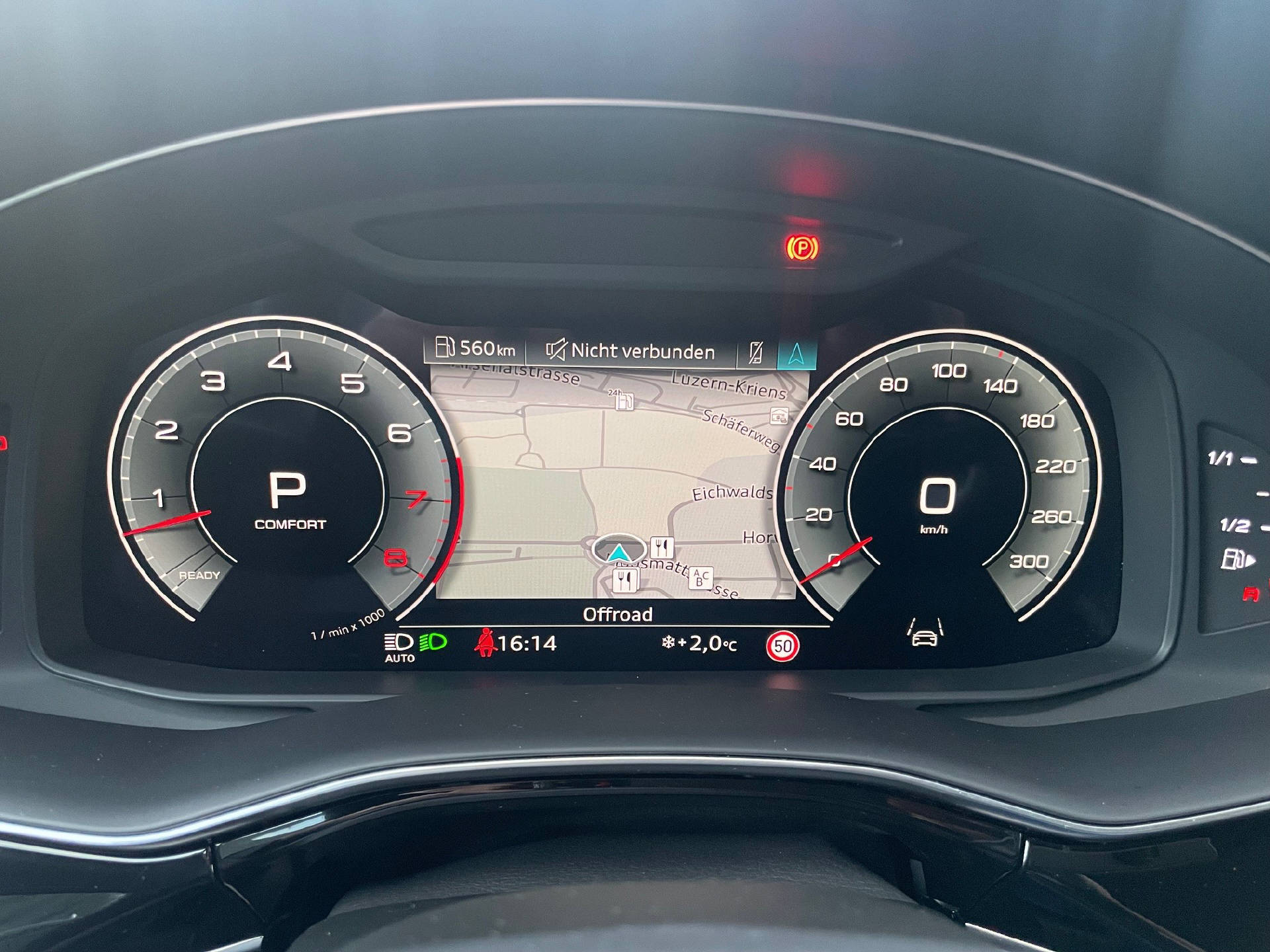 AUDI Q8 3.0 55 TFSI quattro T-Tronic-image-6