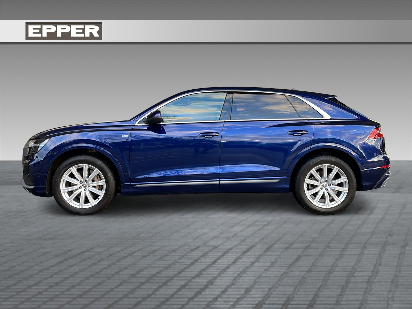 AUDI Q8 3.0 55 TFSI quattro T-Tronic-image-1