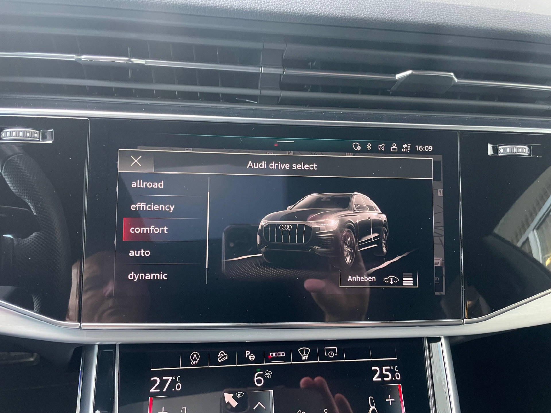 AUDI Q8 3.0 55 TFSI quattro T-Tronic-image-19