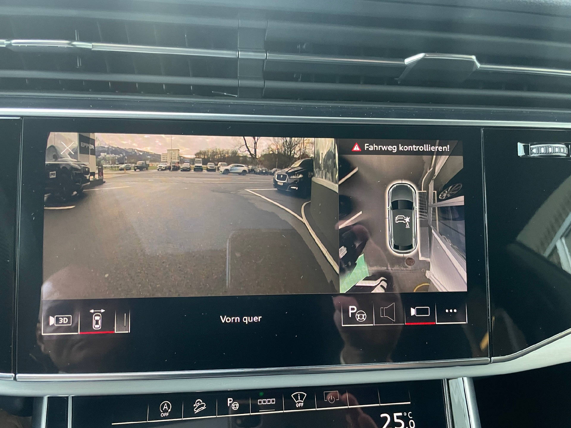 AUDI Q8 3.0 55 TFSI quattro T-Tronic-image-16