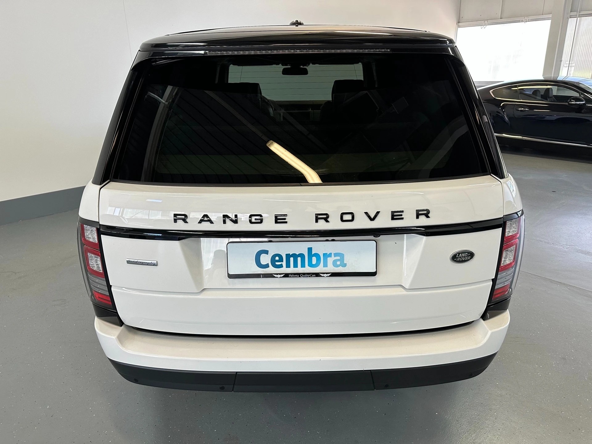 LAND ROVER Range Rover LWB 5.0 V8 SC Vogue Automatic-image-16