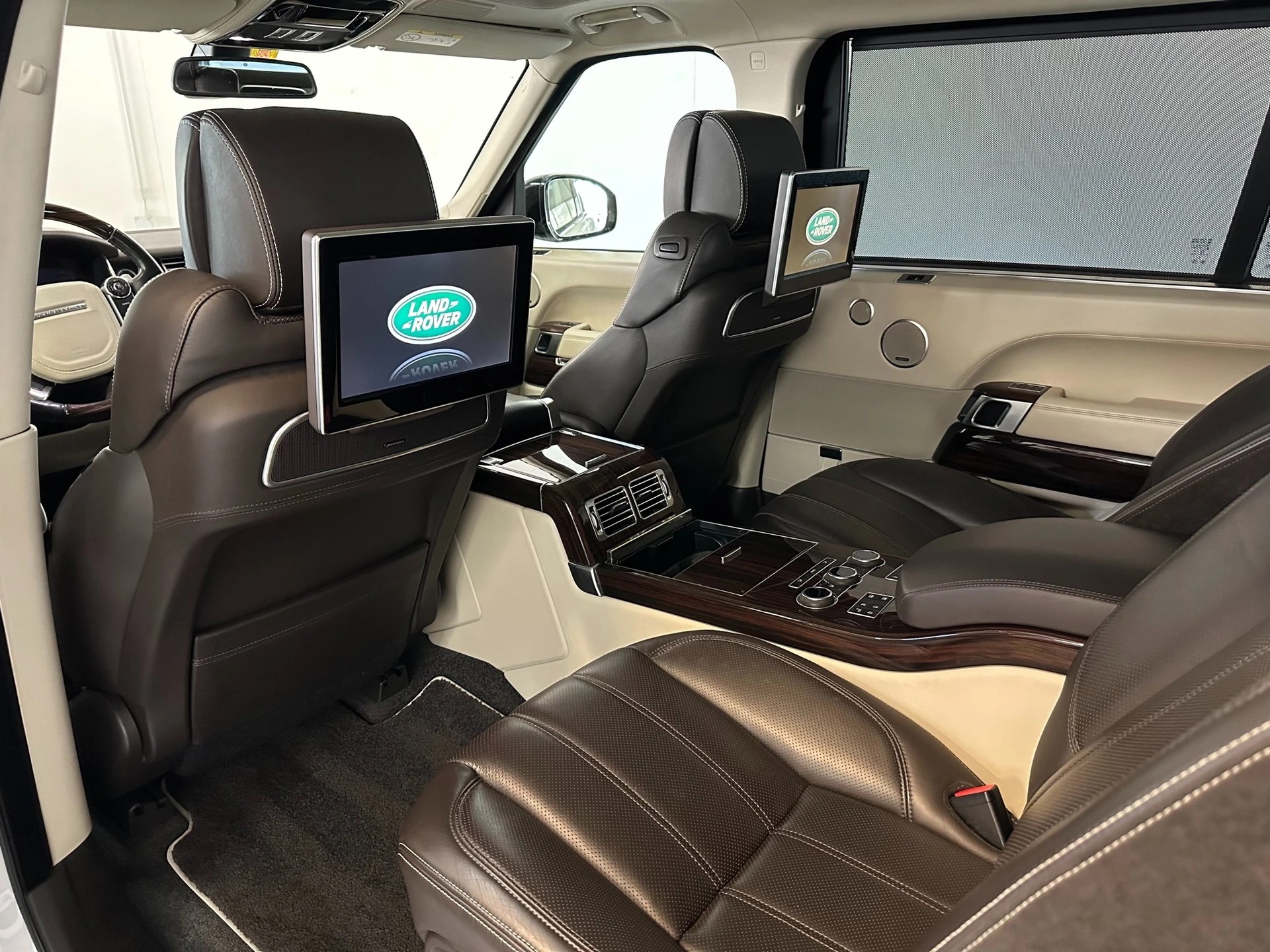 LAND ROVER Range Rover LWB 5.0 V8 SC Vogue Automatic-image-21
