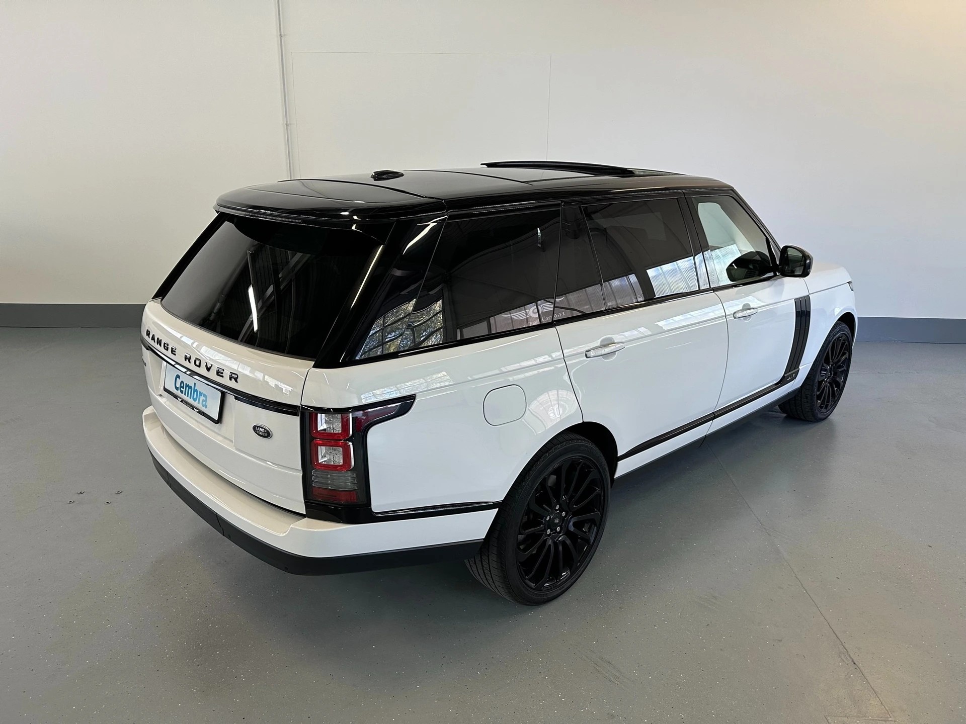 LAND ROVER Range Rover LWB 5.0 V8 SC Vogue Automatic-image-7