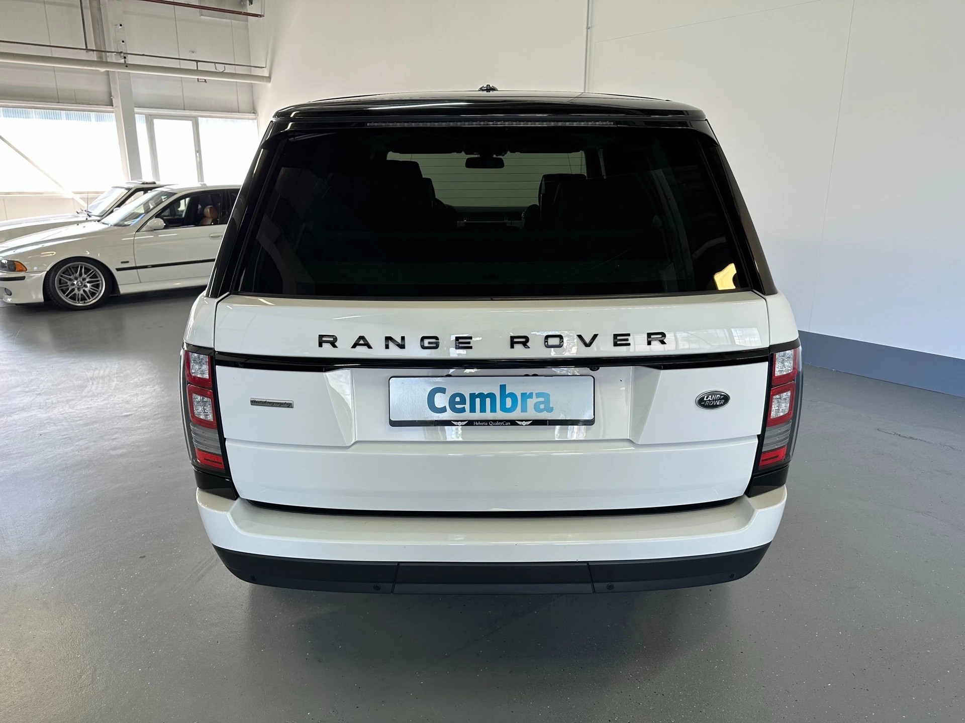 LAND ROVER Range Rover LWB 5.0 V8 SC Vogue Automatic-image-15