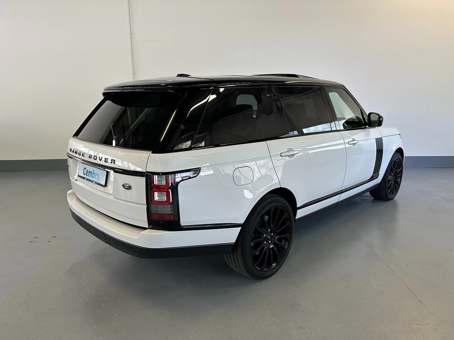 LAND ROVER Range Rover LWB 5.0 V8 SC Vogue Automatic-image-8
