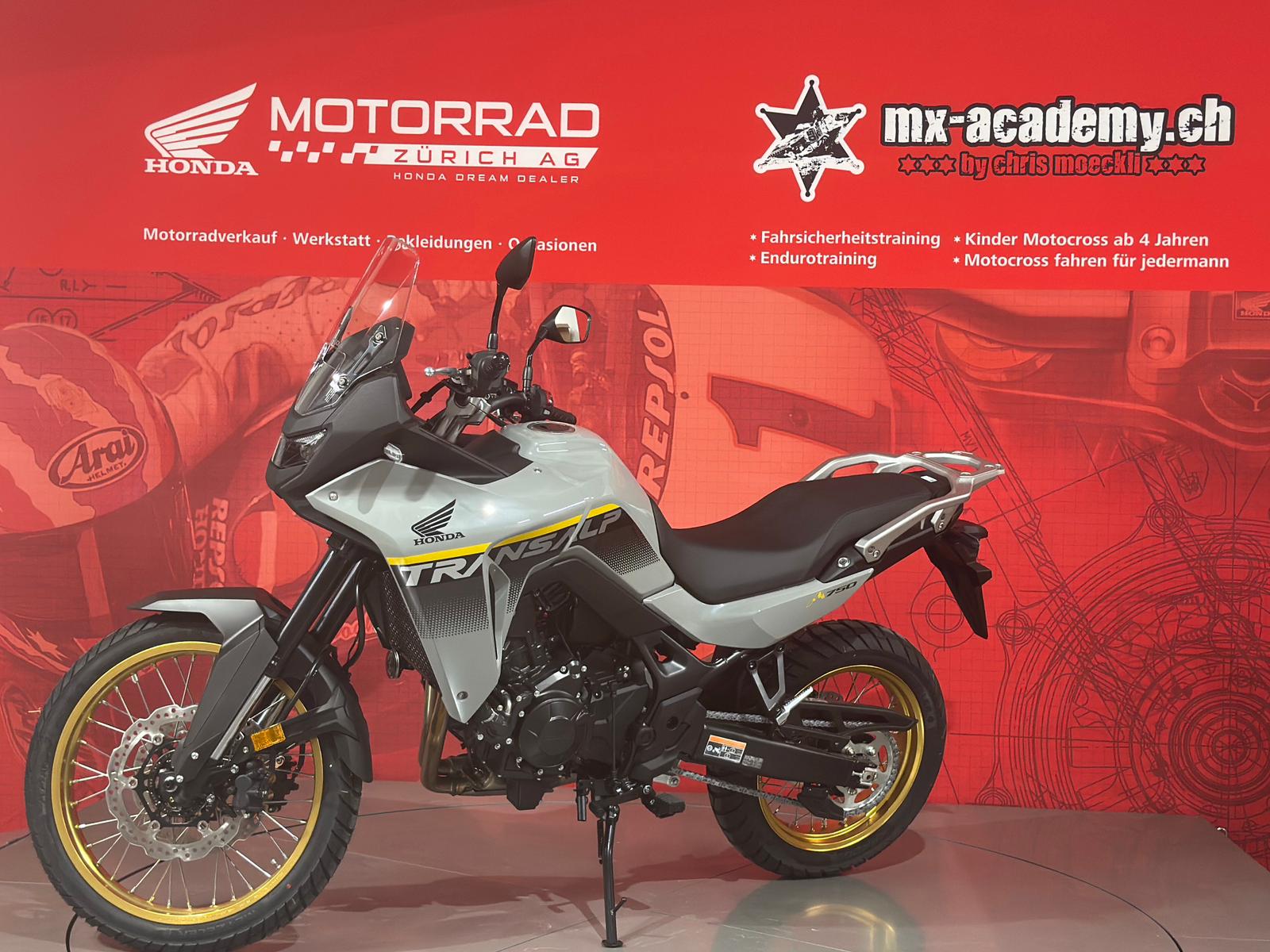 HONDA XL 750 Transalp *35KW* *Neufahrzeug*-showroom-element-3