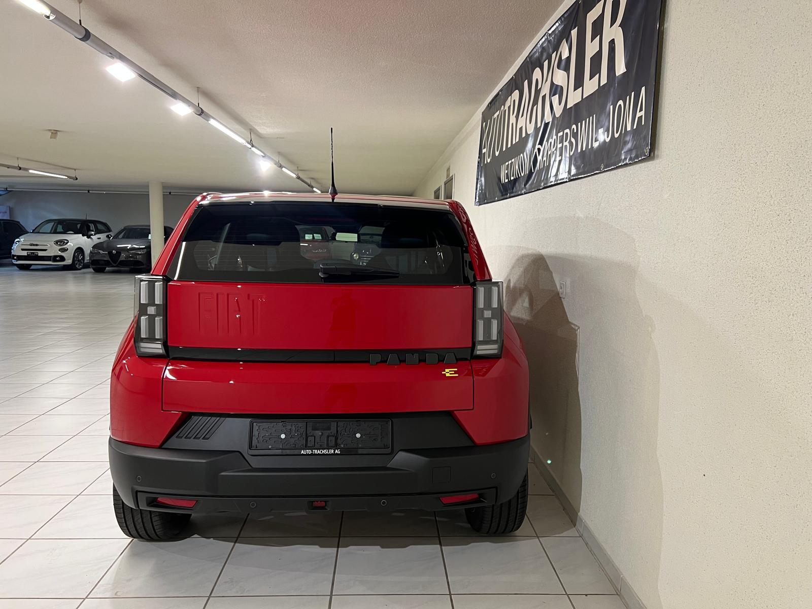 FIAT Grande Panda Red-image-4