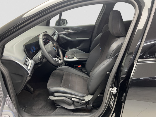 BMW 218d Act. Tour. M Sport-image-8