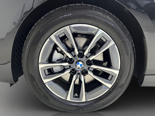 BMW 218d Act. Tour. M Sport-image-7