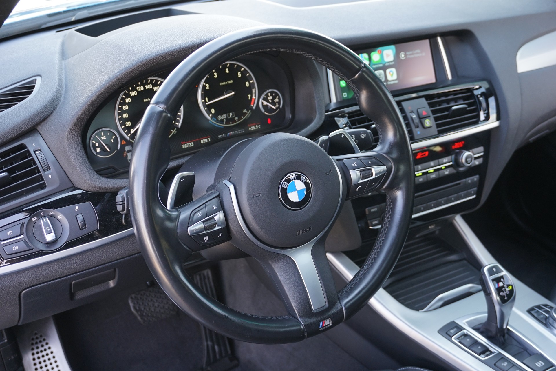 BMW X4 M 40i 360 PS xDrive 100% BENZINER !!-image-15