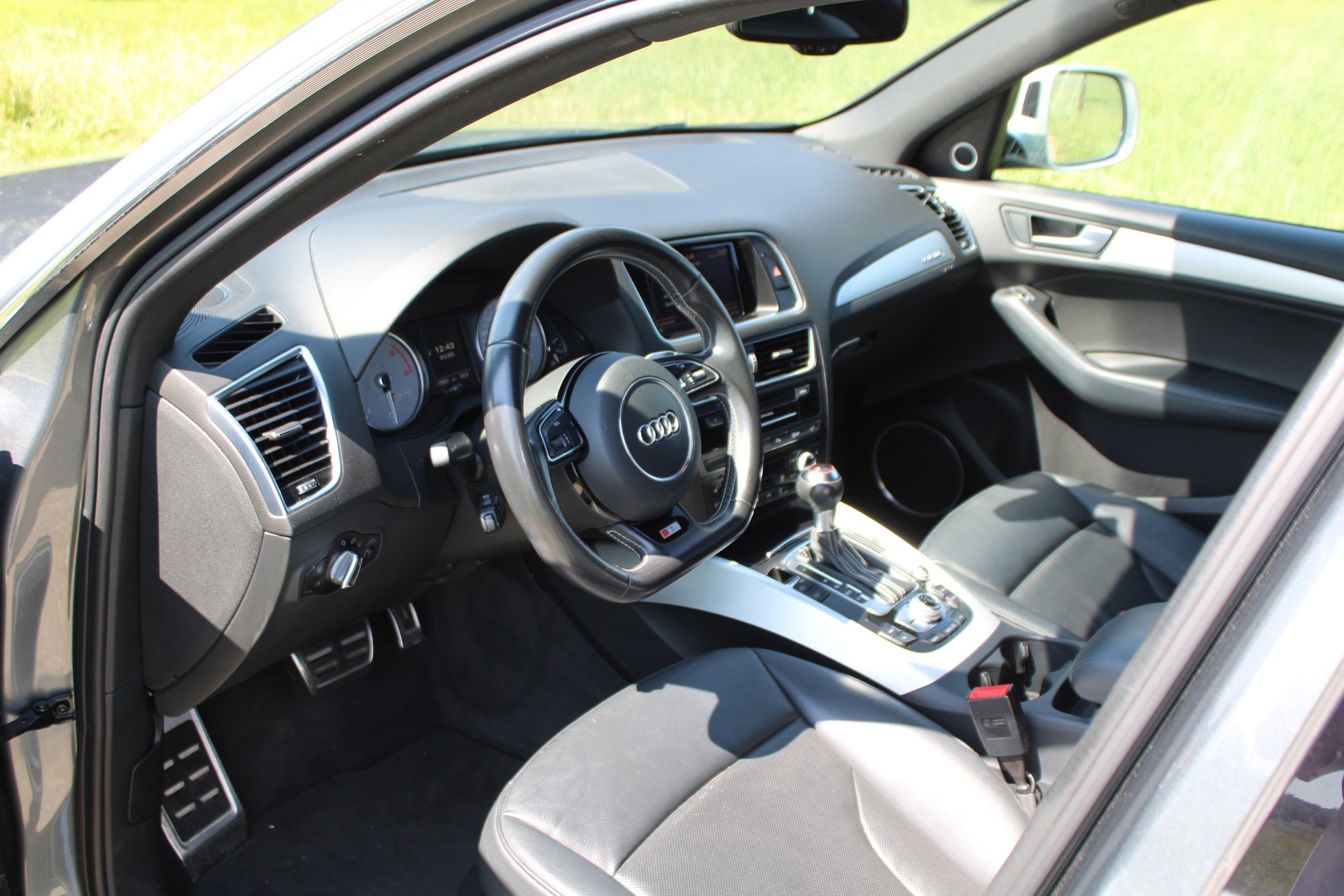AUDI SQ5 3.0 TDI quattro tiptronic-image-3