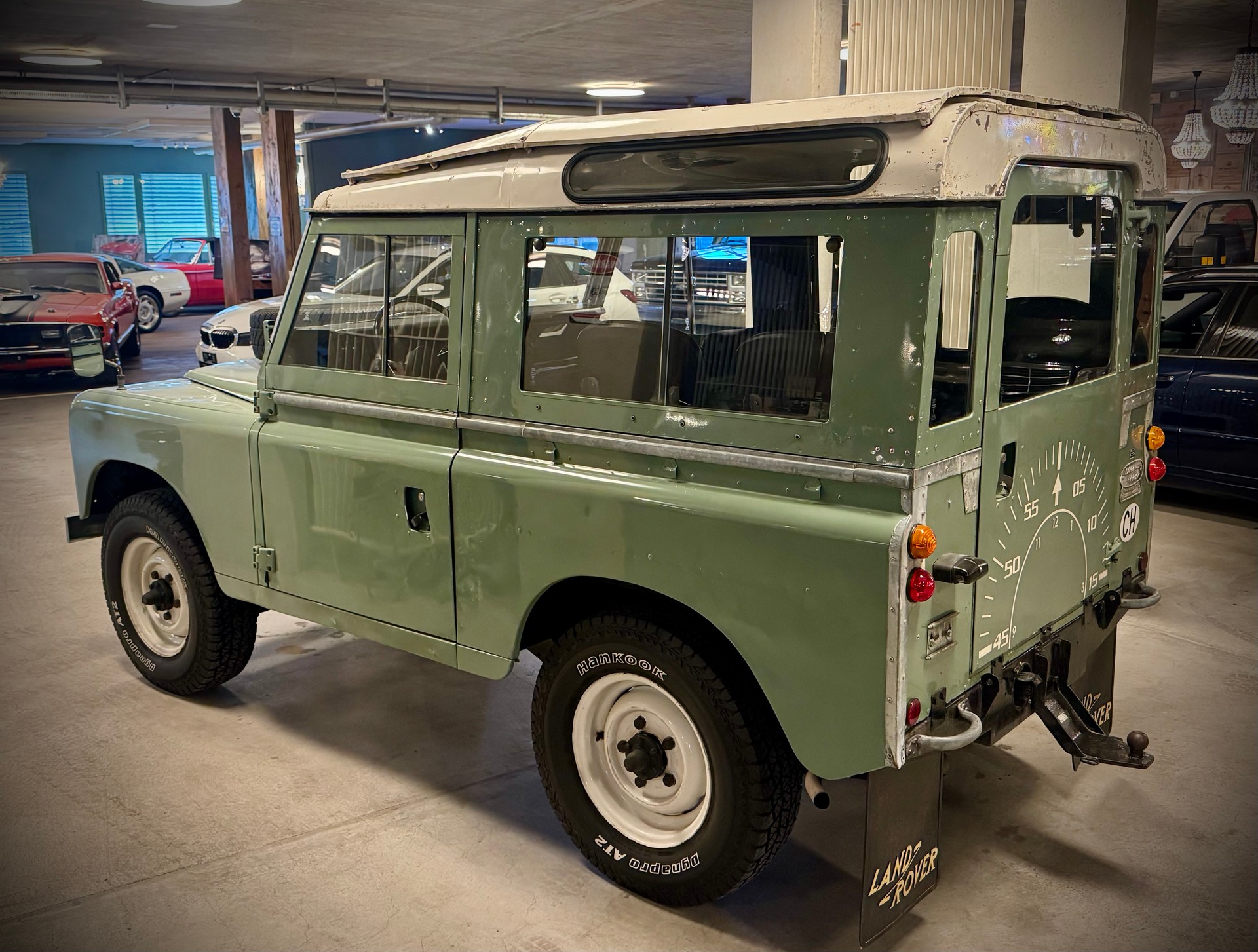 LAND ROVER 88 mit Tropendach-image-16