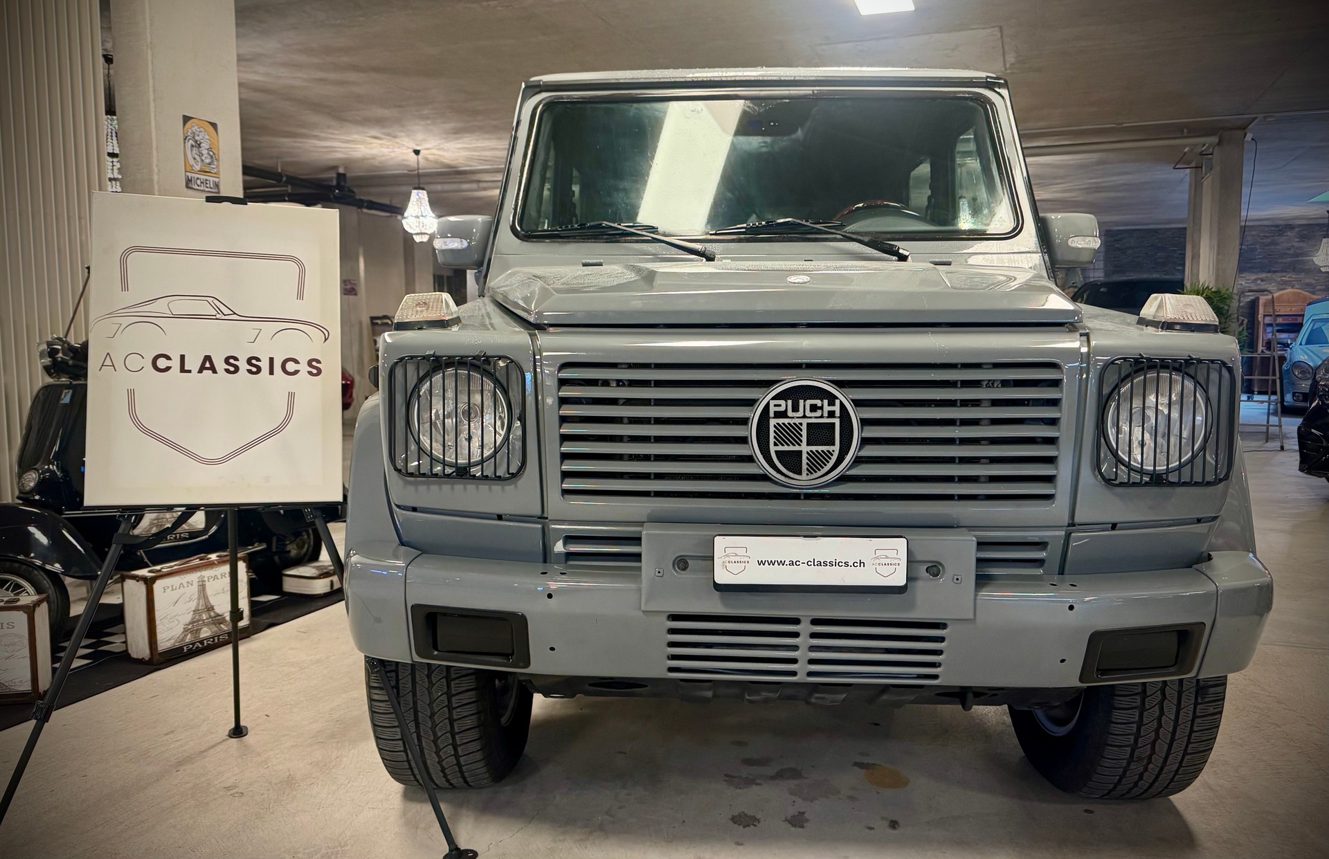 MERCEDES-BENZ Frisch restauriert in Nardo Grau-showroom-element-2