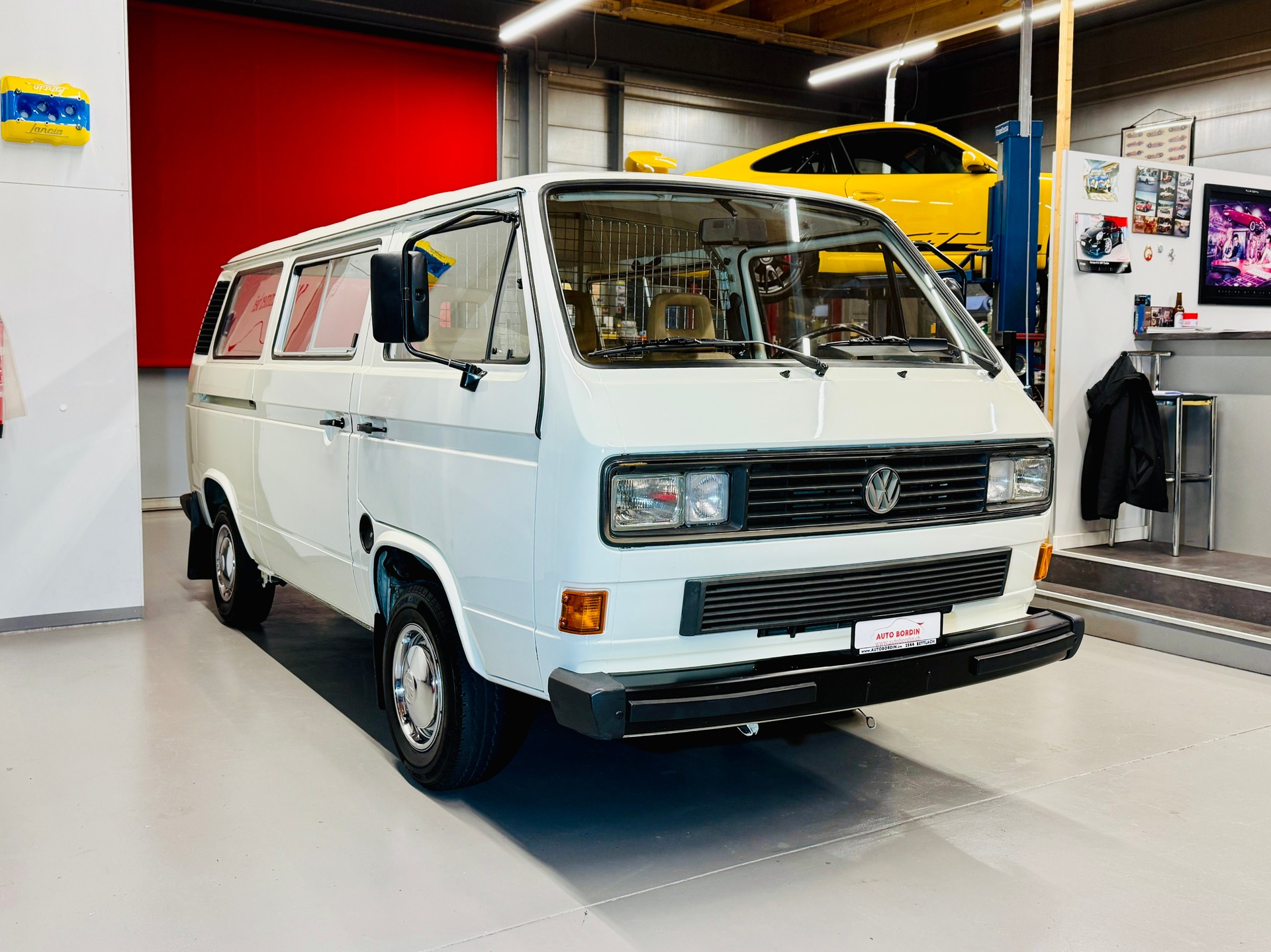 VW T3 Typ 2 Caravelle C VETERAN „Pastellweiss“ ex. PTT Swisscom-image-13