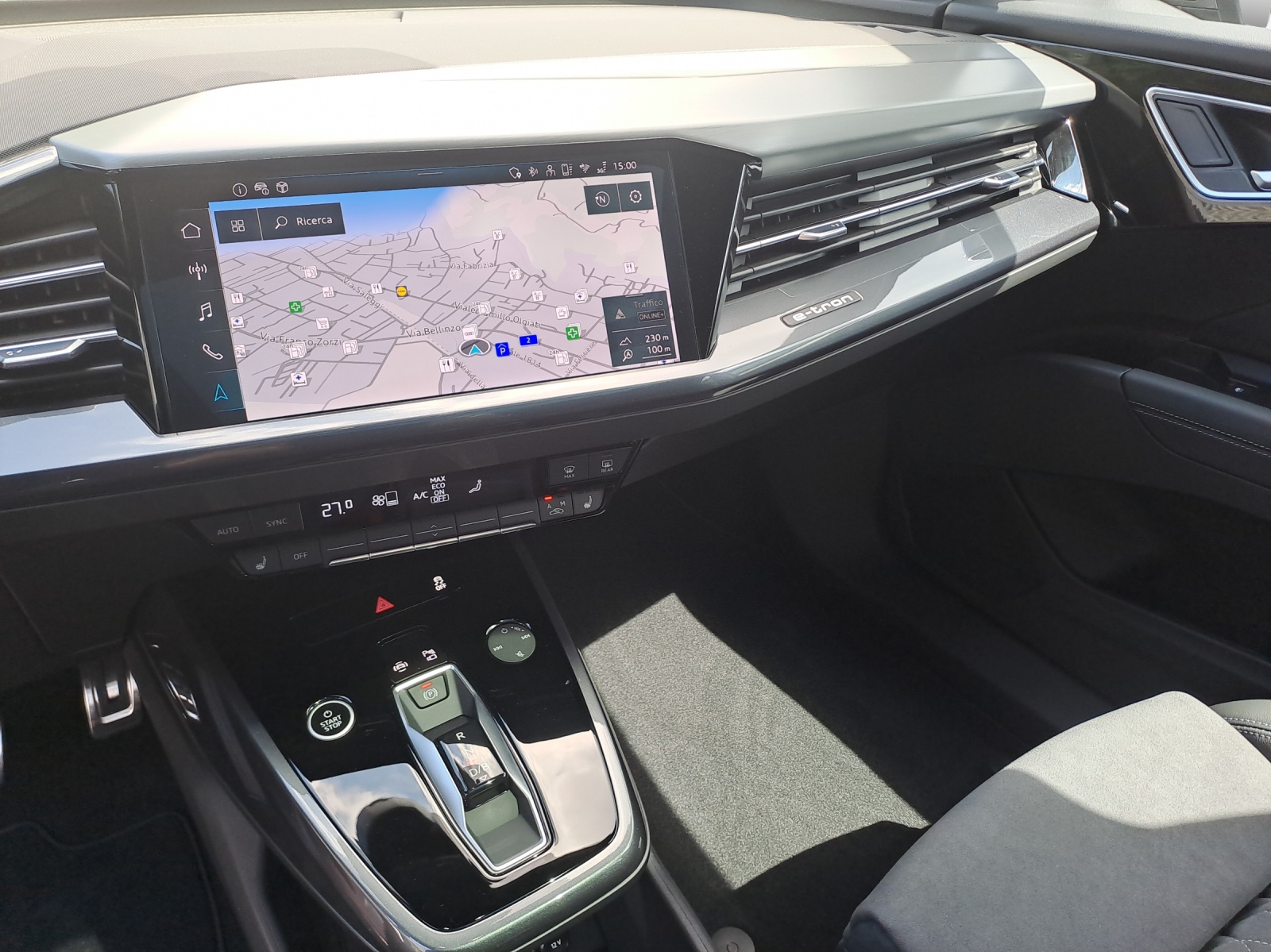 AUDI Q4 e-tron 55 quattro-image-11