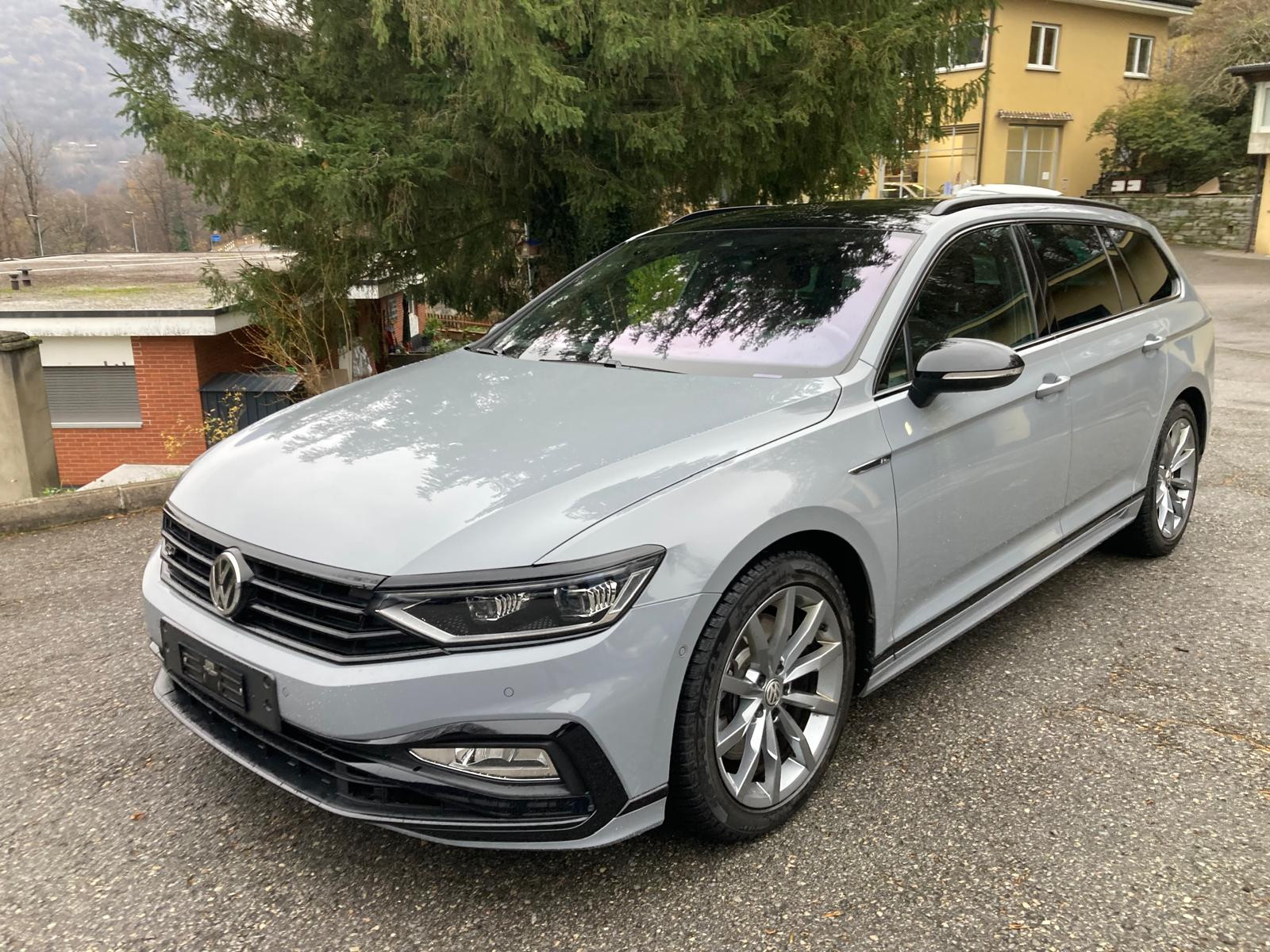 VW Passat Variant 2.0 TSI R-Line Edition 4Motion DSG-image-2