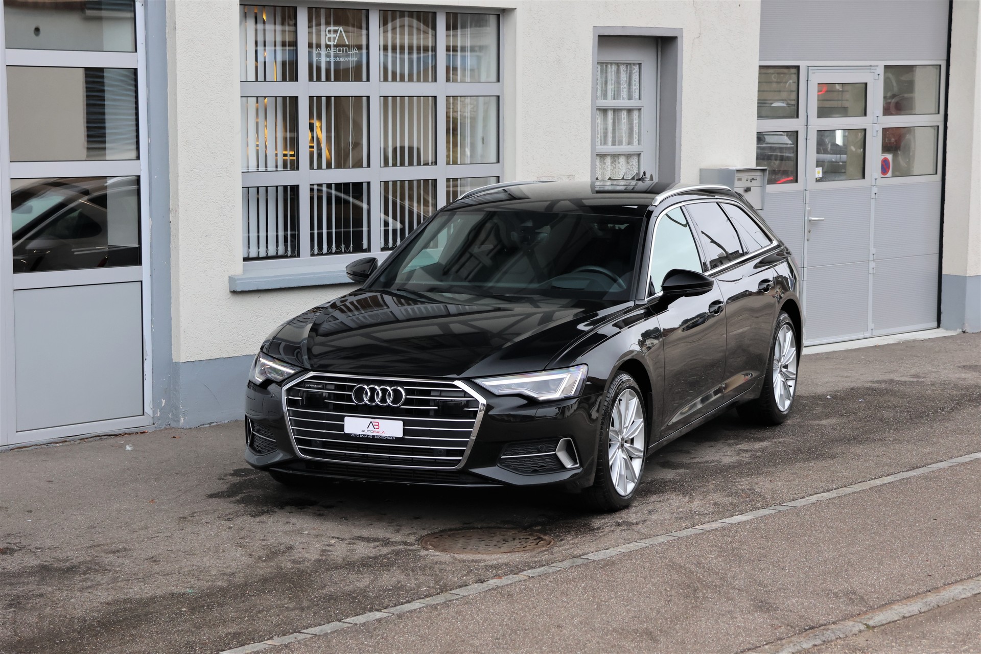 AUDI A6 Avant 55 TFSI Sport quattro S-tronic (CH)-image-0