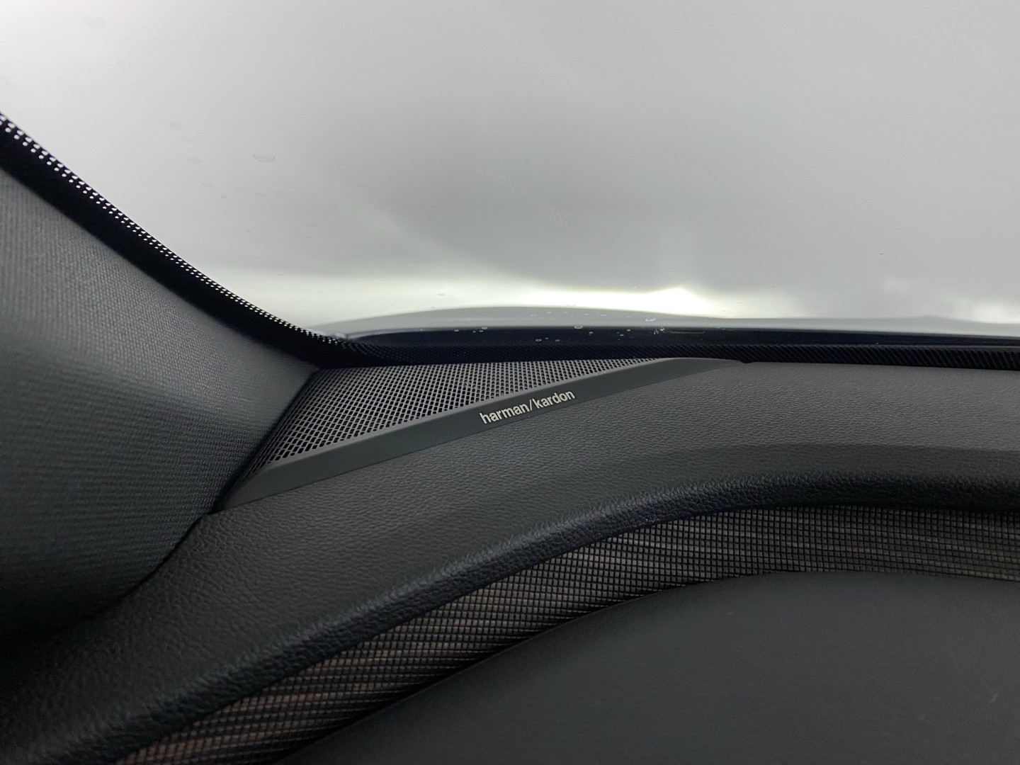 RENAULT Mégane E-TECH EV60 Iconic-image-18
