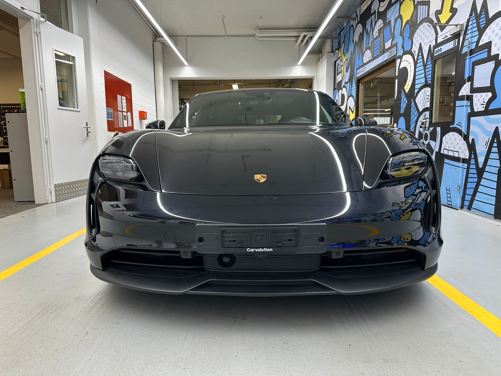 PORSCHE Taycan 4S-image-1