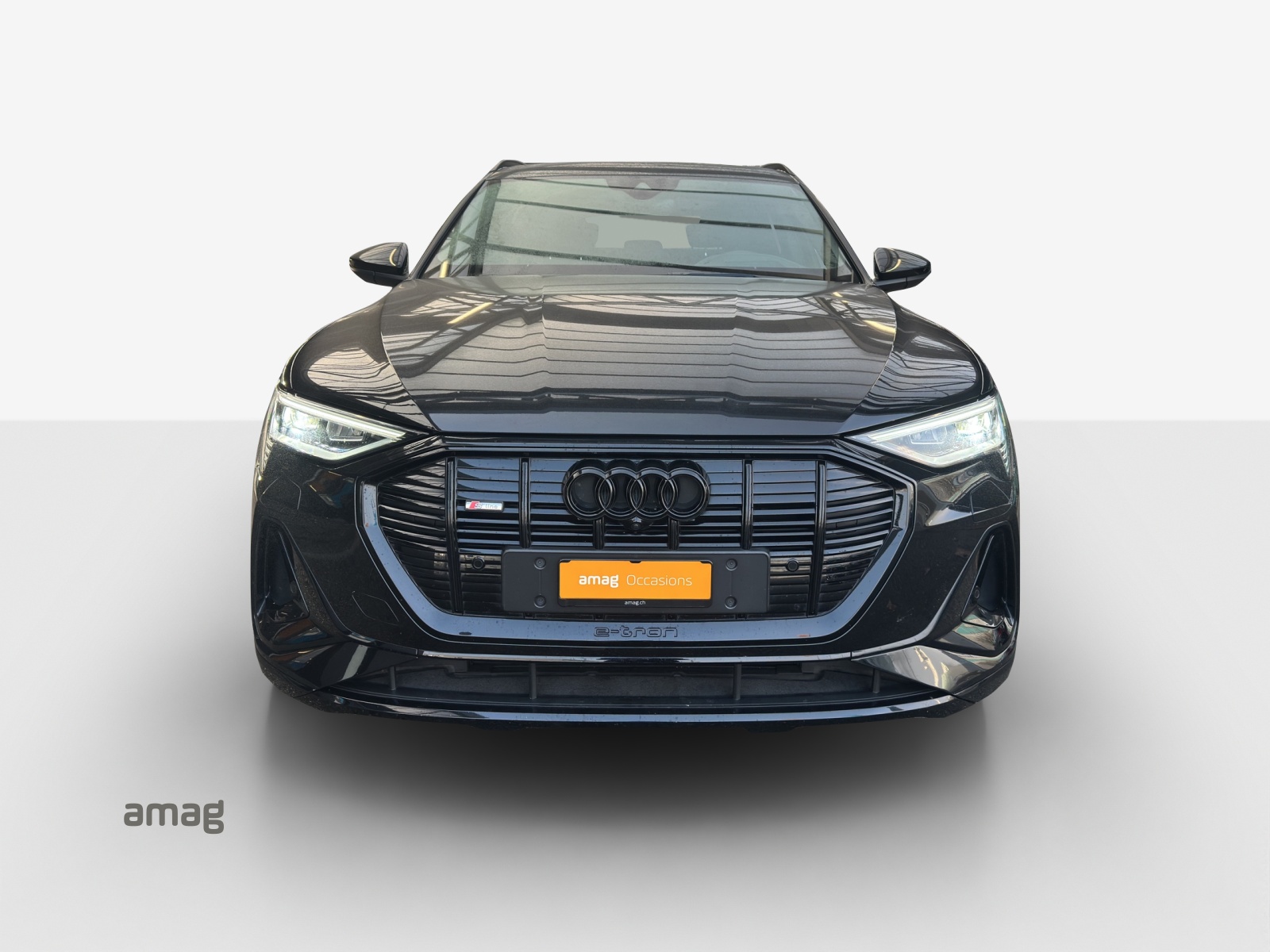 AUDI e-tron 55 S Line Black Edition quattro-image-7